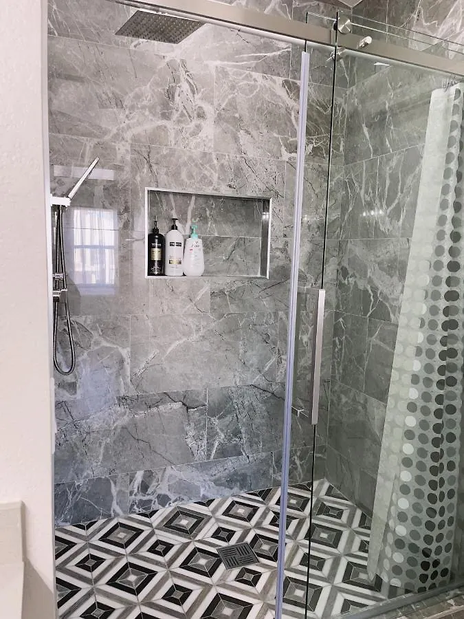 Вилла Pool House Newly Remodeled 3Bed 3Bath Near Dt Summerlin And Red Rock Лас-Вегас