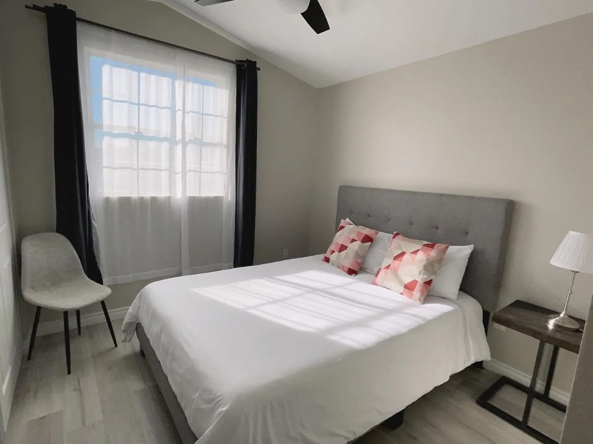 Вилла Pool House Newly Remodeled 3Bed 3Bath Near Dt Summerlin And Red Rock Лас-Вегас
