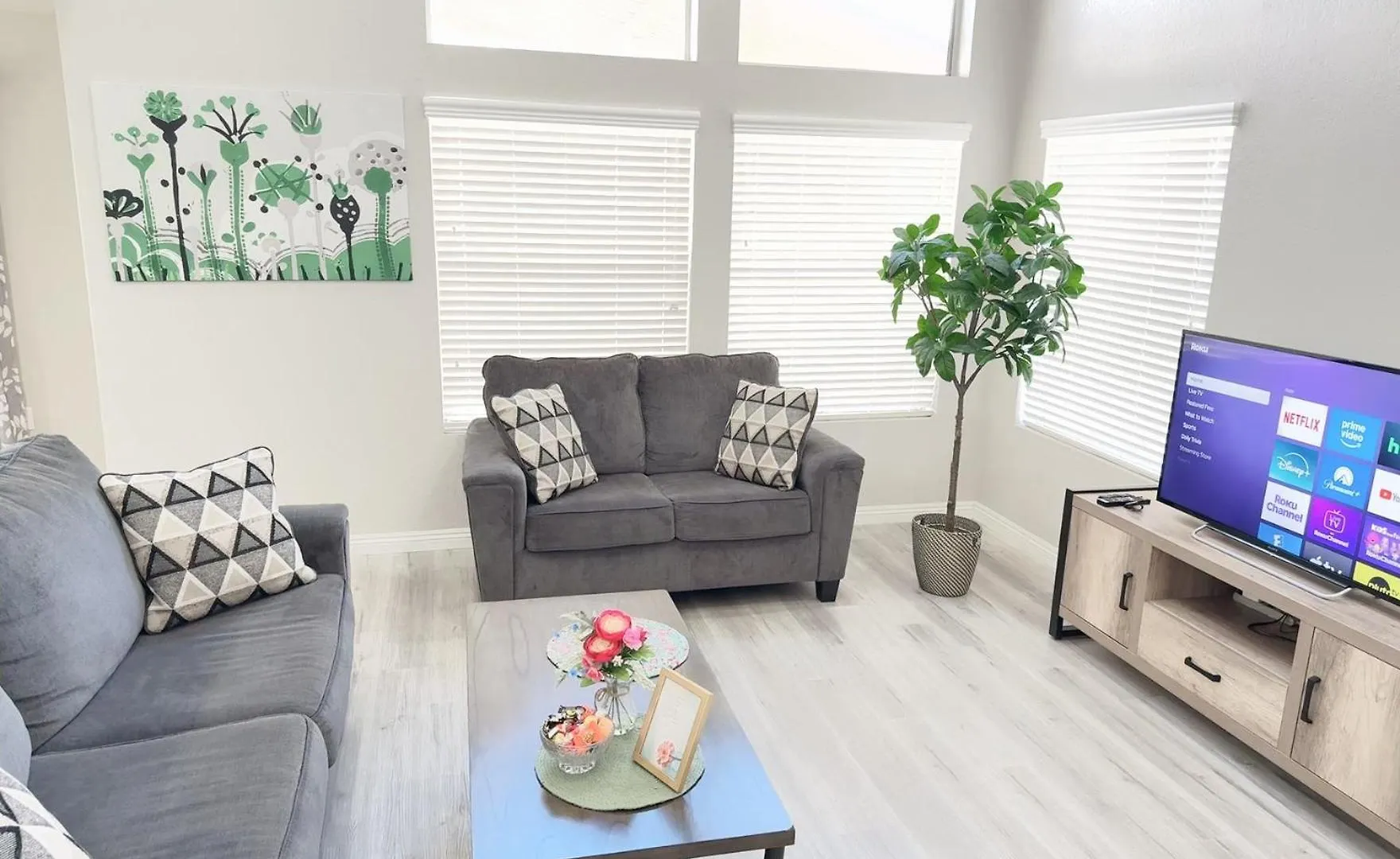 Pool House Newly Remodeled 3Bed 3Bath Near Dt Summerlin And Red Rock Лас-Вегас