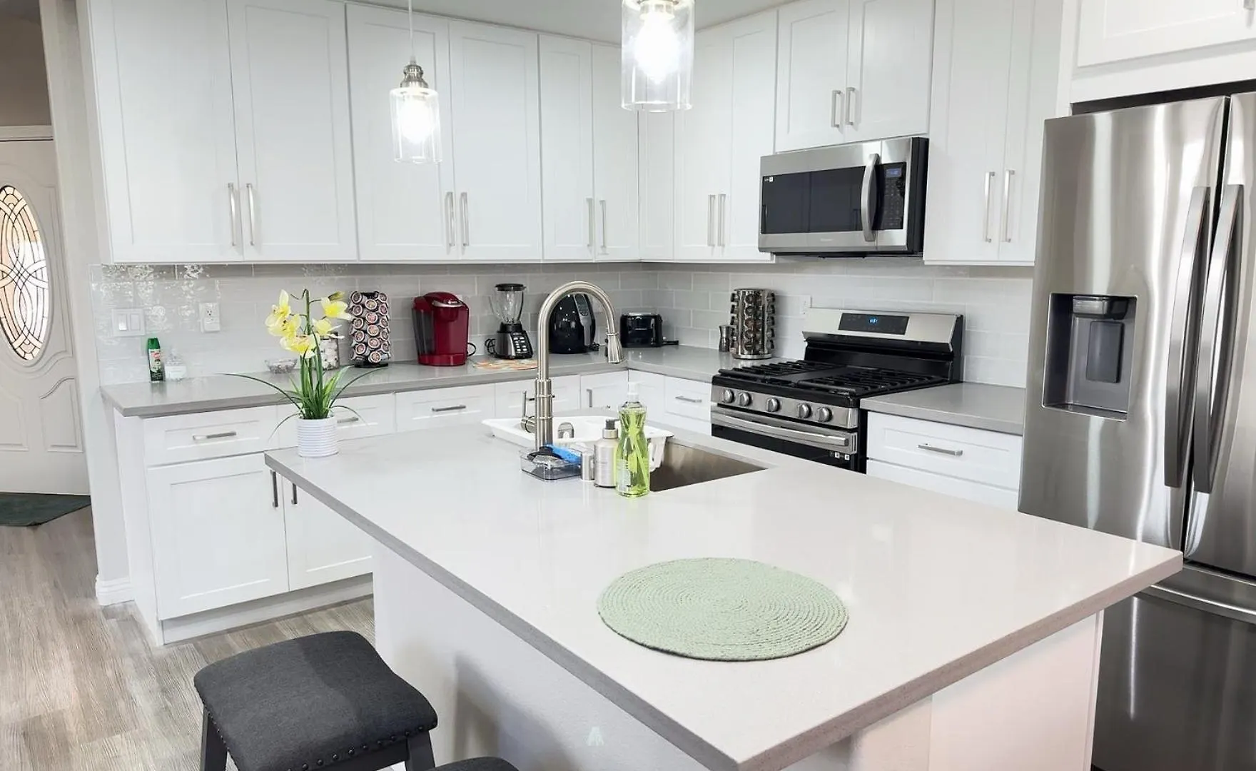 Вилла Pool House Newly Remodeled 3Bed 3Bath Near Dt Summerlin And Red Rock Лас-Вегас