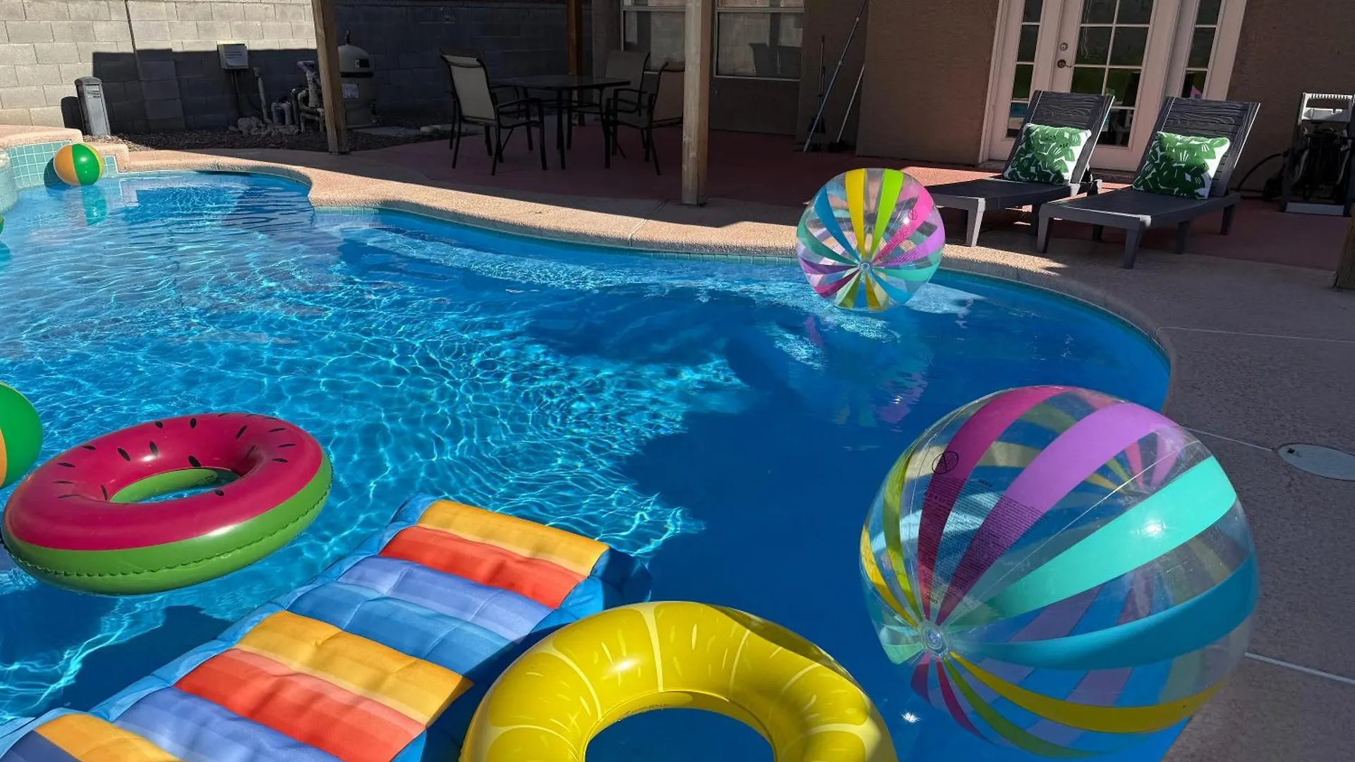 Pool House Newly Remodeled 3Bed 3Bath Near Dt Summerlin And Red Rock Лас-Вегас